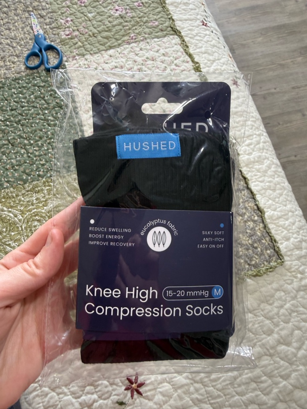 NWT HushedEucalyptus Fabric Black Knee High Compression Socks Size M 15-20mmHg